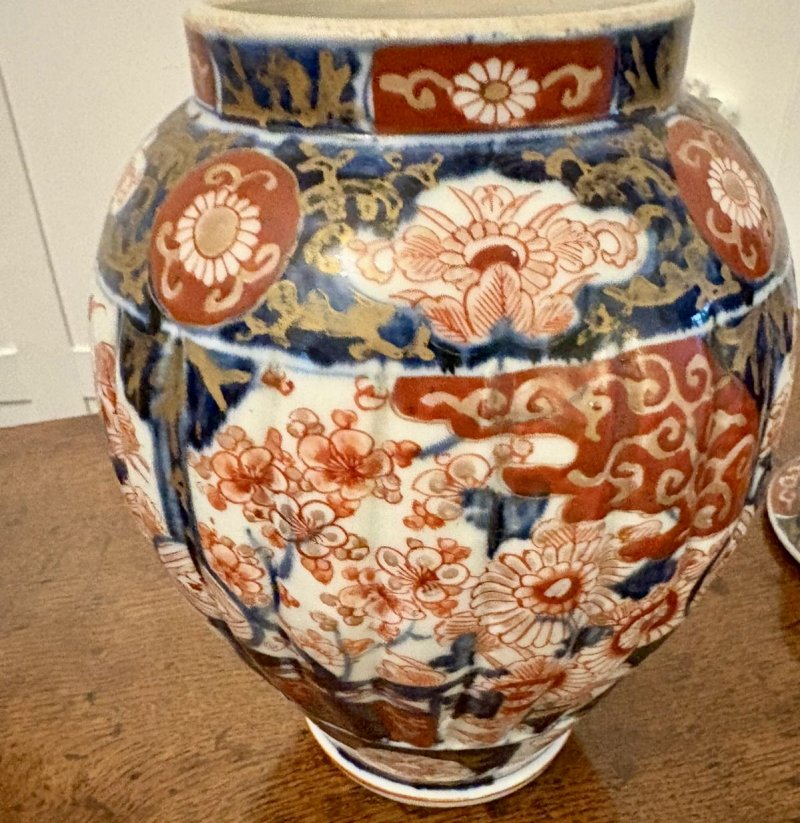 Pair of Quality Antique Japanese Imari Lidded Vases